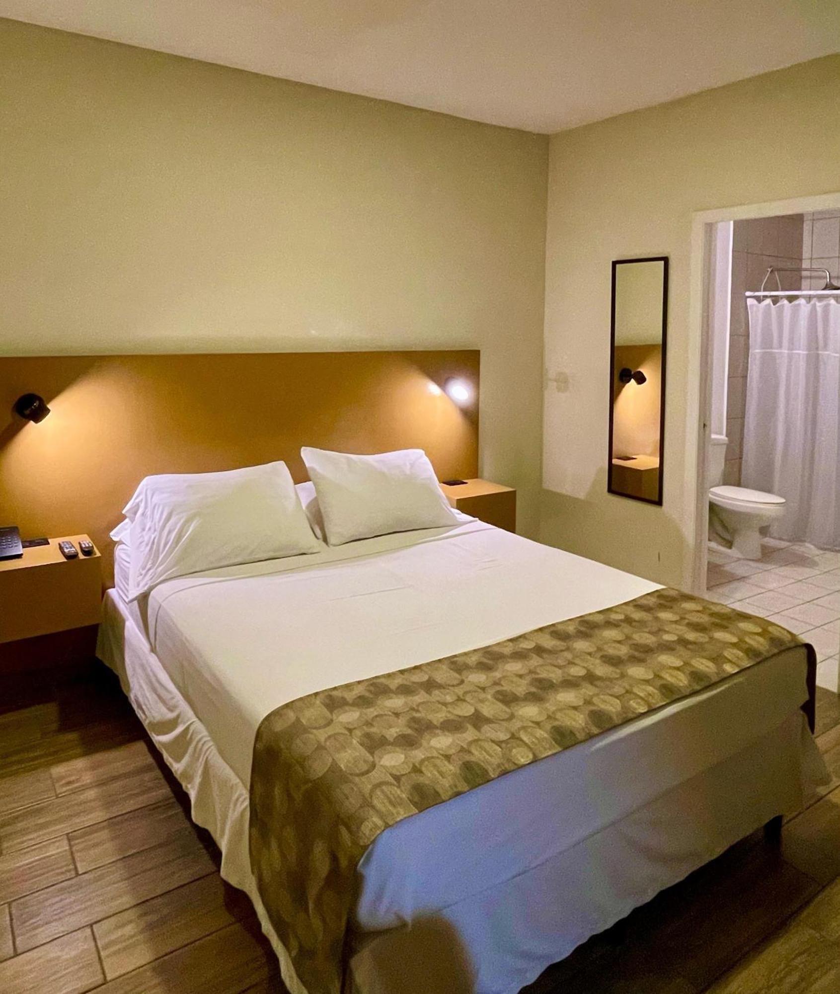 Hotel Villa Serena San Benito 圣萨尔瓦多 外观 照片